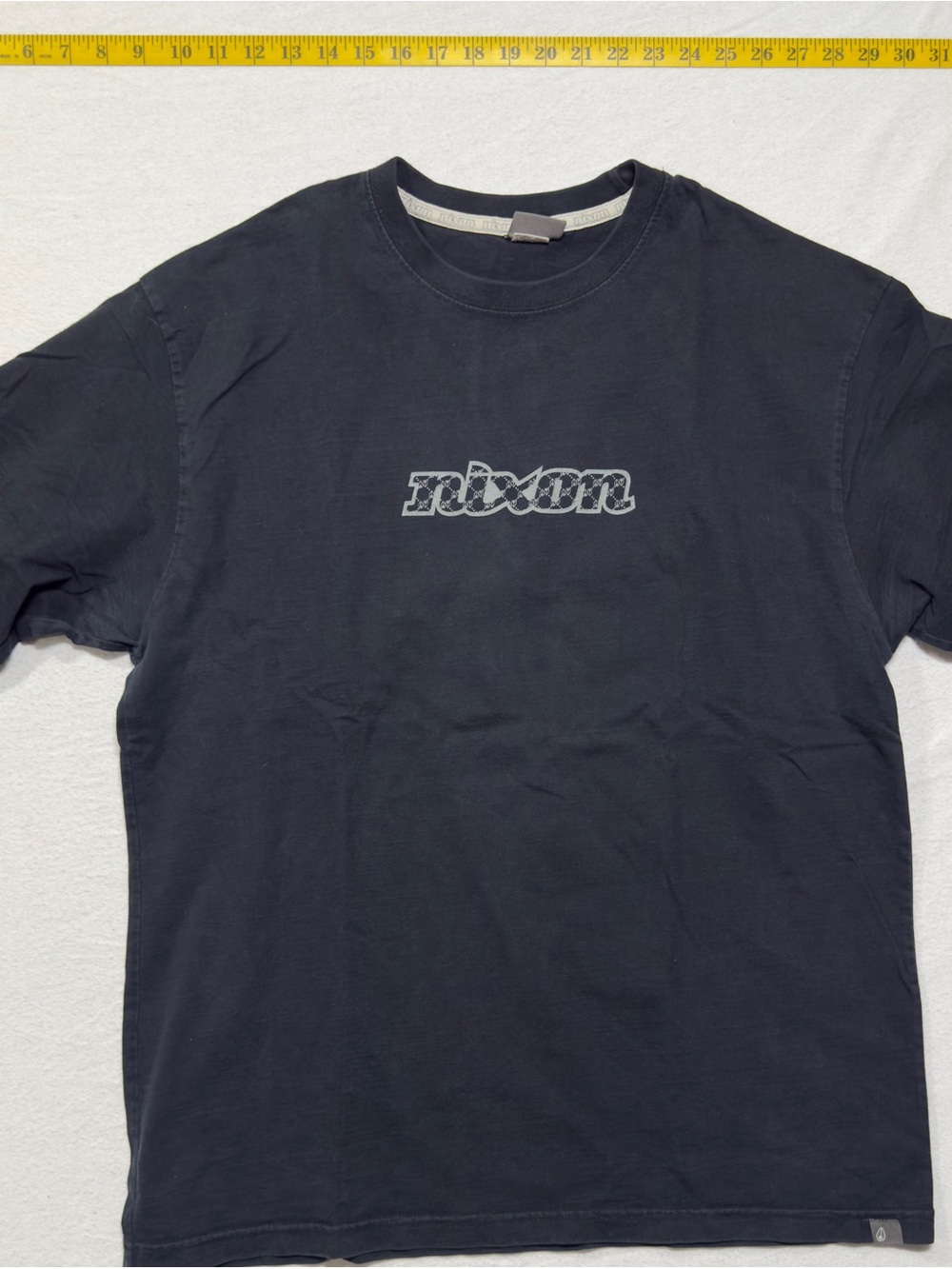 Nixon vintage made in USA Men's Black Logo Crewneck T-Shirt